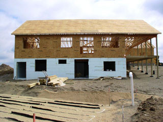 Theres a roof! And the septic field saga continues.