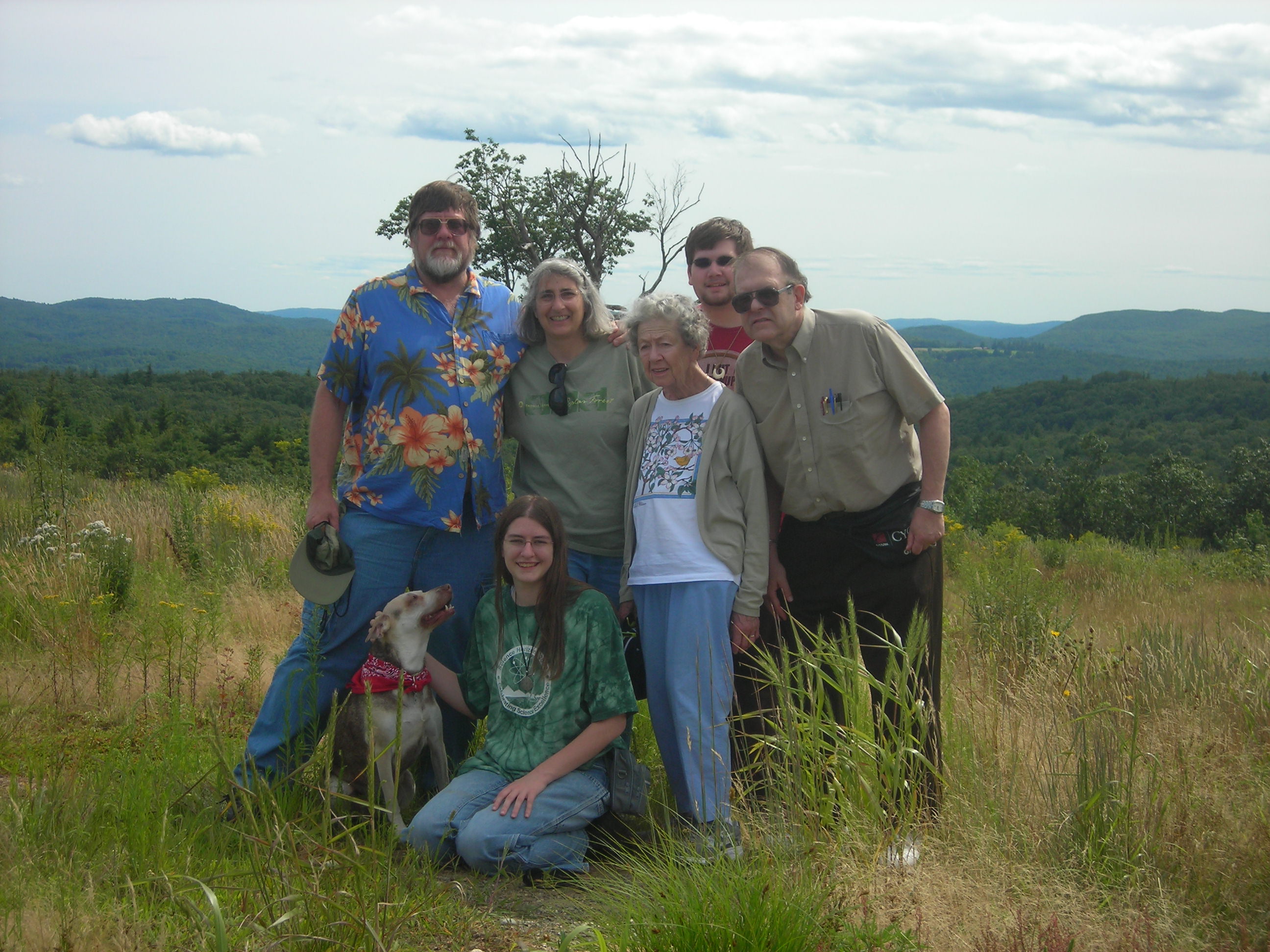 Top row from left to right: Brad, Donna, Gen, Kurt, Jeff.  Bottom from left to right: Xena, Nyssa.